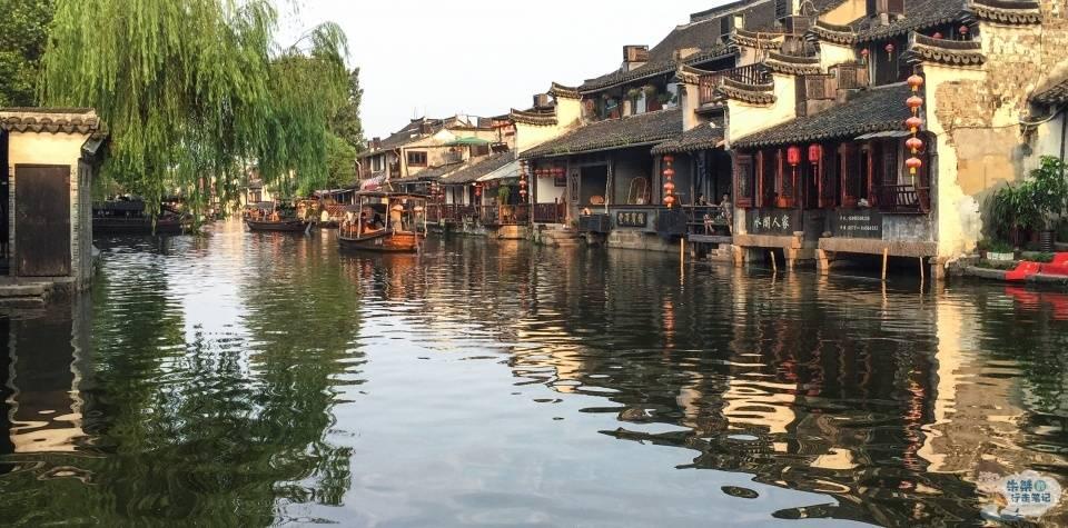我家宝贝，13个半月，脸上发干爆皮是什么原因？游戏画面